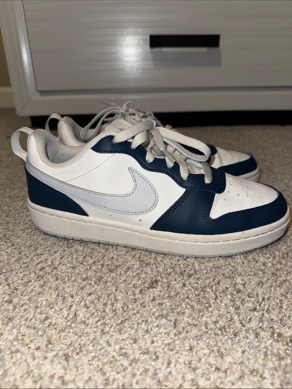 Nike Kids Low-Top Sneakers in White and Navy